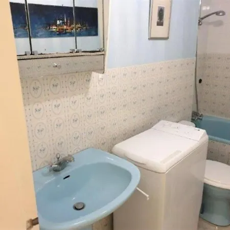 Royan, 2 Pieces, 4 Personnes - Fr-1-305-1494 Apartment *